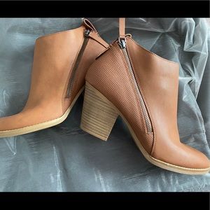 Dolce Vita booties